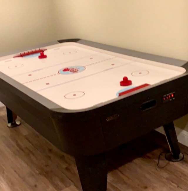 air hockey table