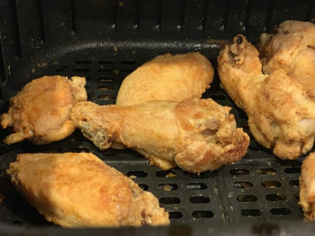 Air fryer chicken wings